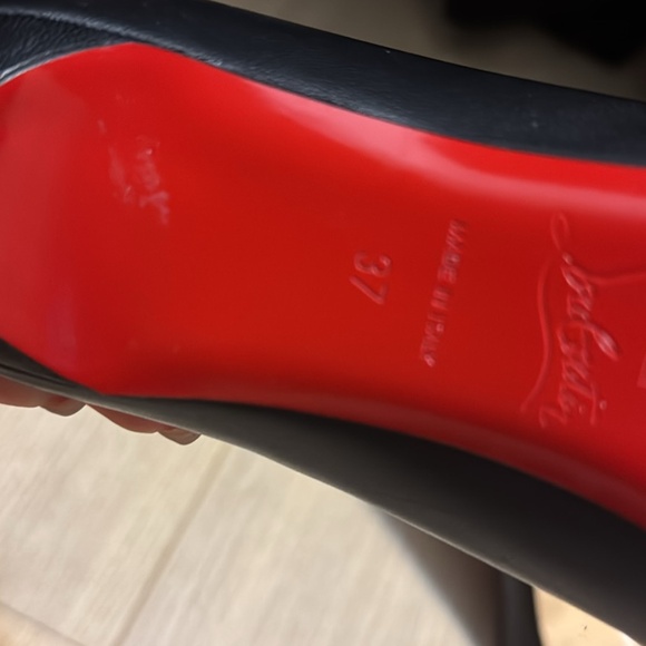 Christian louboutins heels - Picture 2 of 4